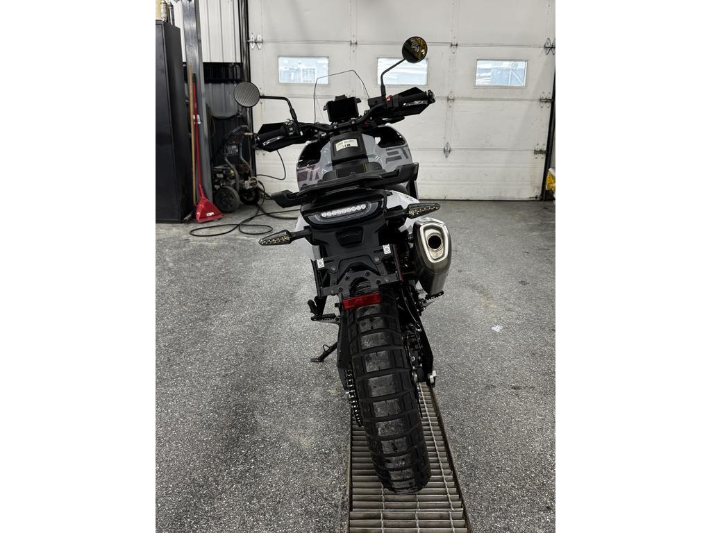 Husqvarna Norden 901 2025