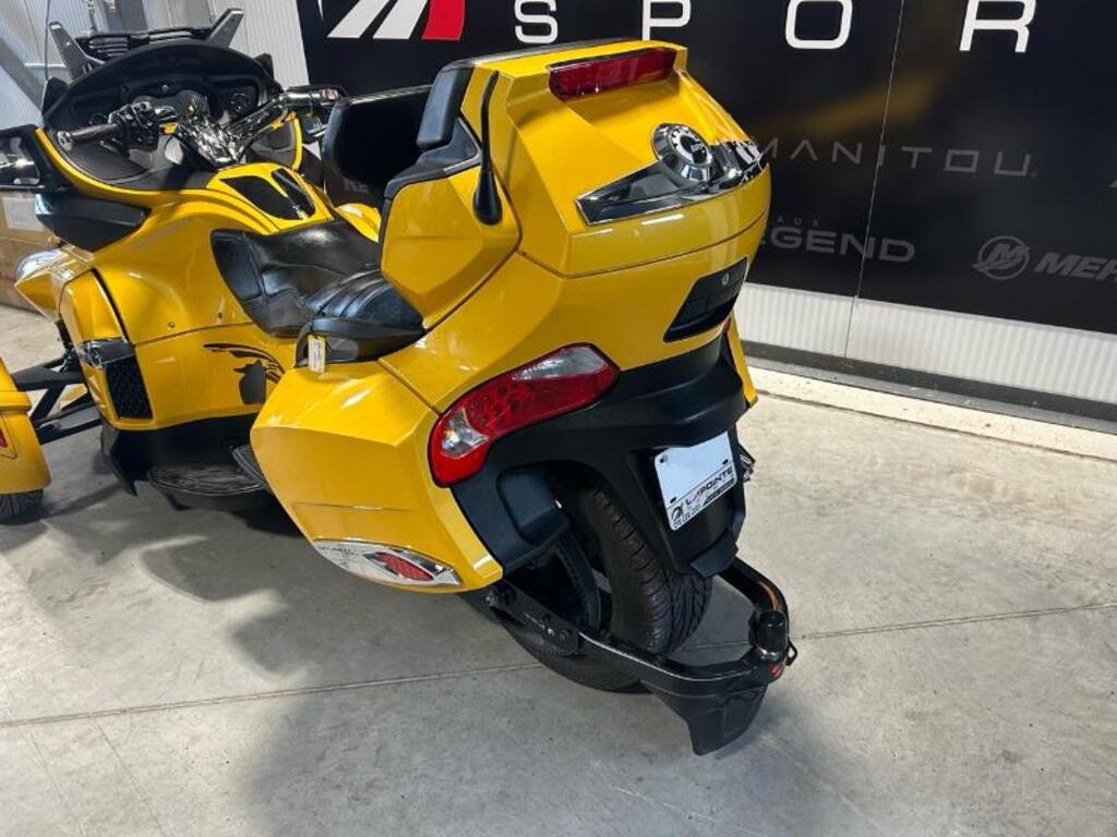 Can-Am SPYDER RT-S SE5 JAUNE 2013