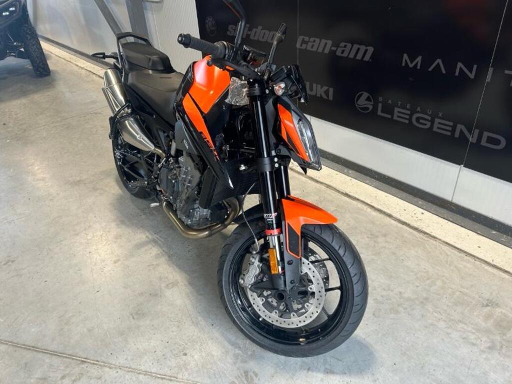 KTM DUKE 890 2022
