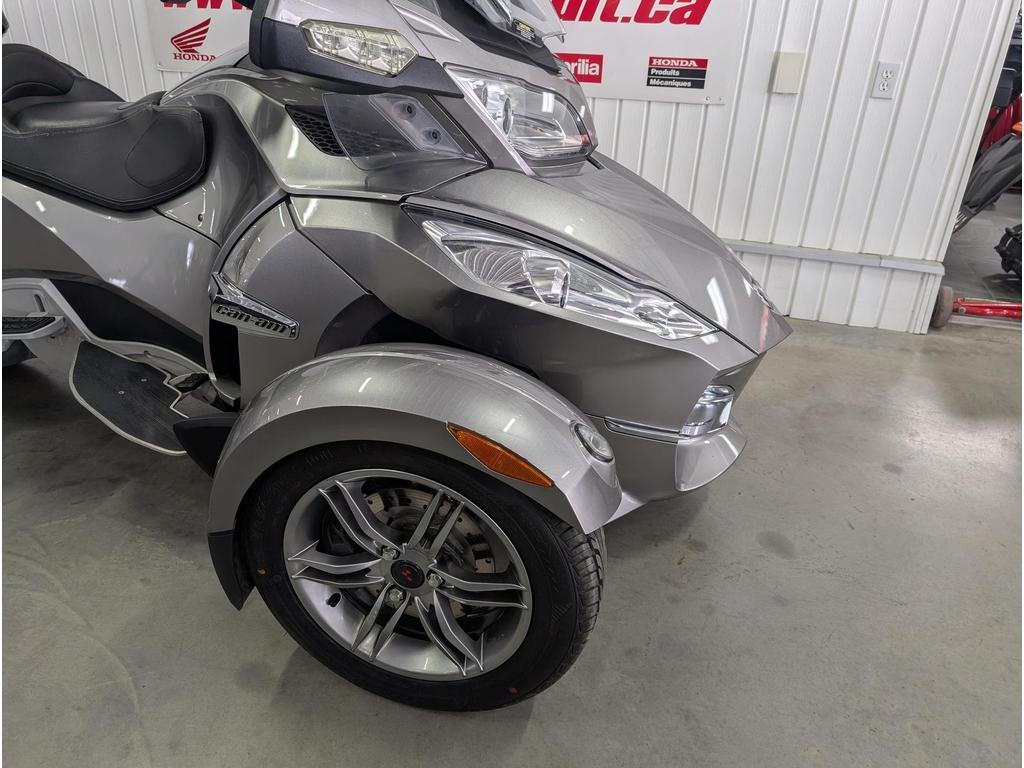 Can-Am Spyder RT-S SE5 2012