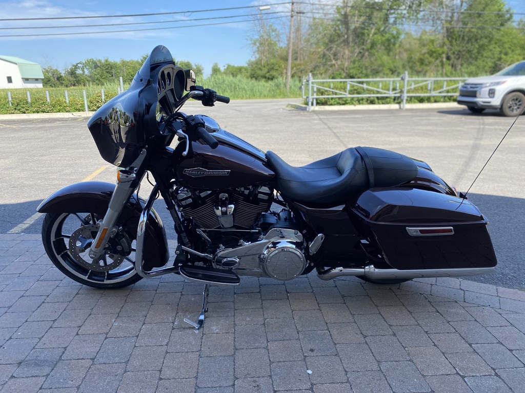 Harley-Davidson FLHXST Street Glide 2022