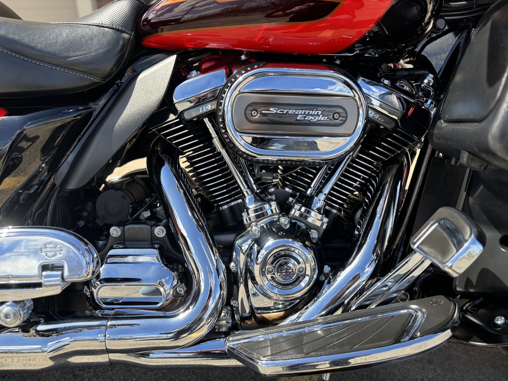 Harley-Davidson FLHTKSE CVO Ultra Limited 2017