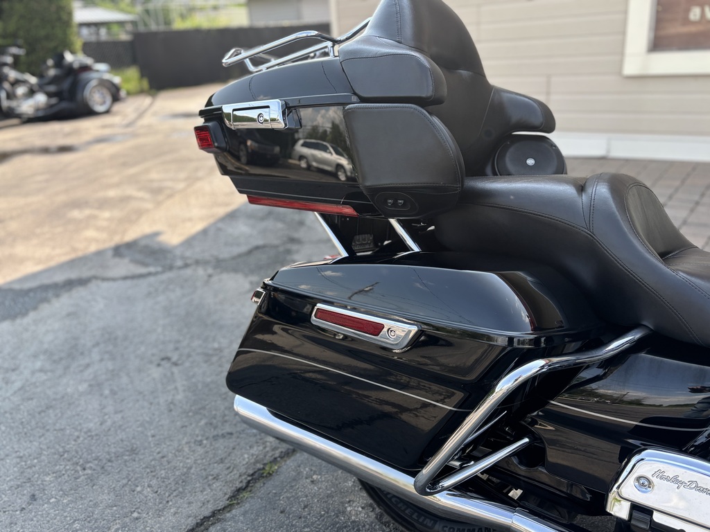 Harley-Davidson FLHTK Electra Glide Ultra Limited 2014