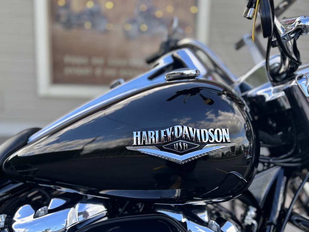 Harley-Davidson FLHR Road King 2021
