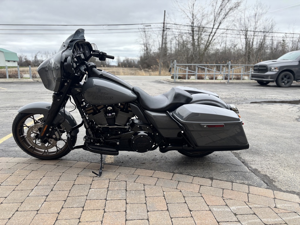 Harley-Davidson FLHXST Street Glide 2022