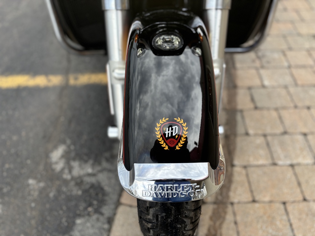 Harley-Davidson FLHTCUTG Tri Glide Ultra 2024