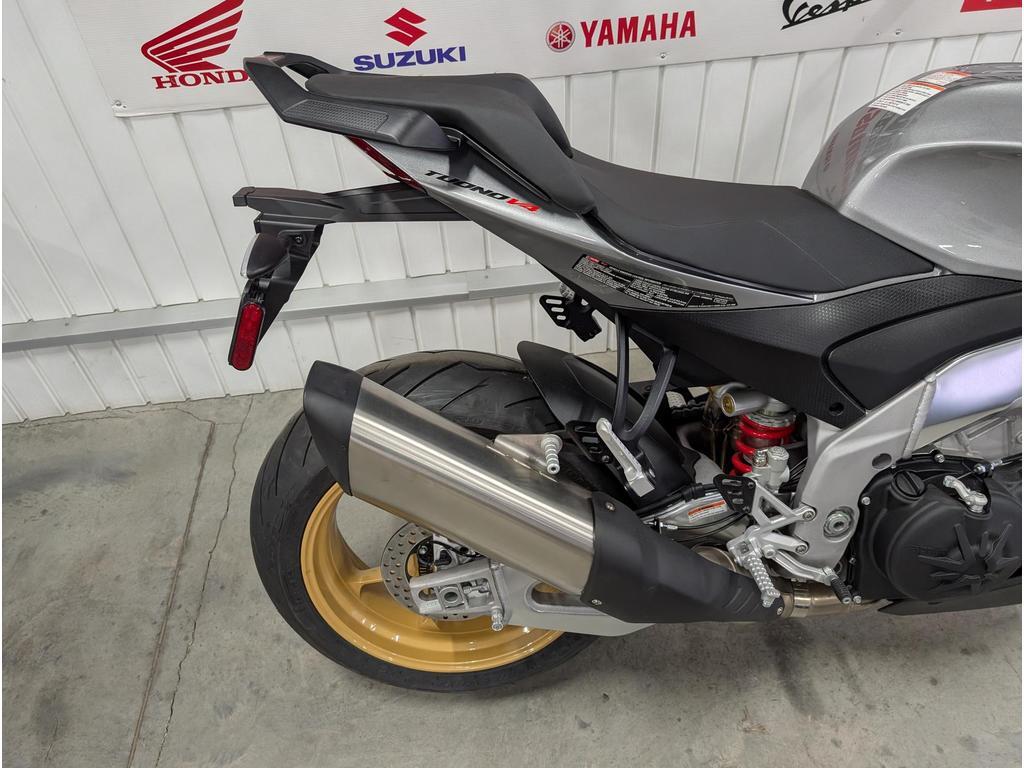 Aprilia Tuono V4 1100 2022