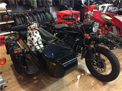 Ural Tourist LX With Sidecar 2016