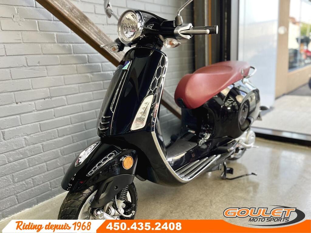 Vespa Primavera 50 2015