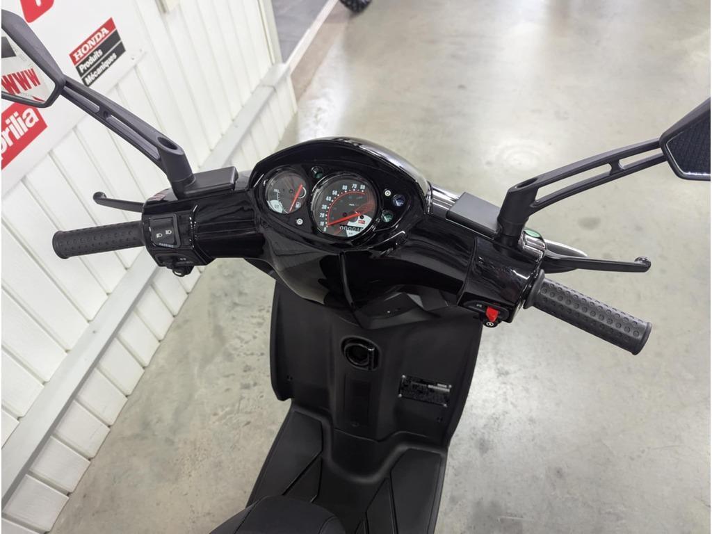 Aprilia SR 50 2025
