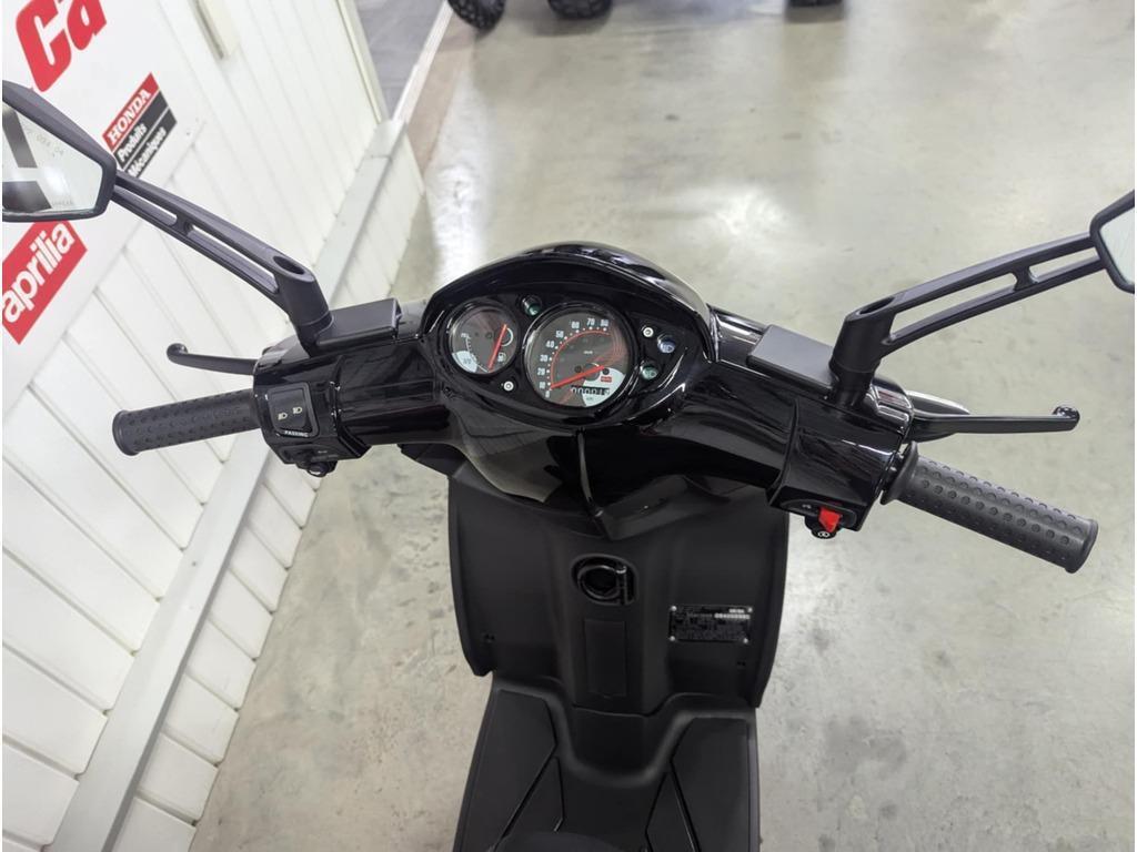 Aprilia SR 50 2025