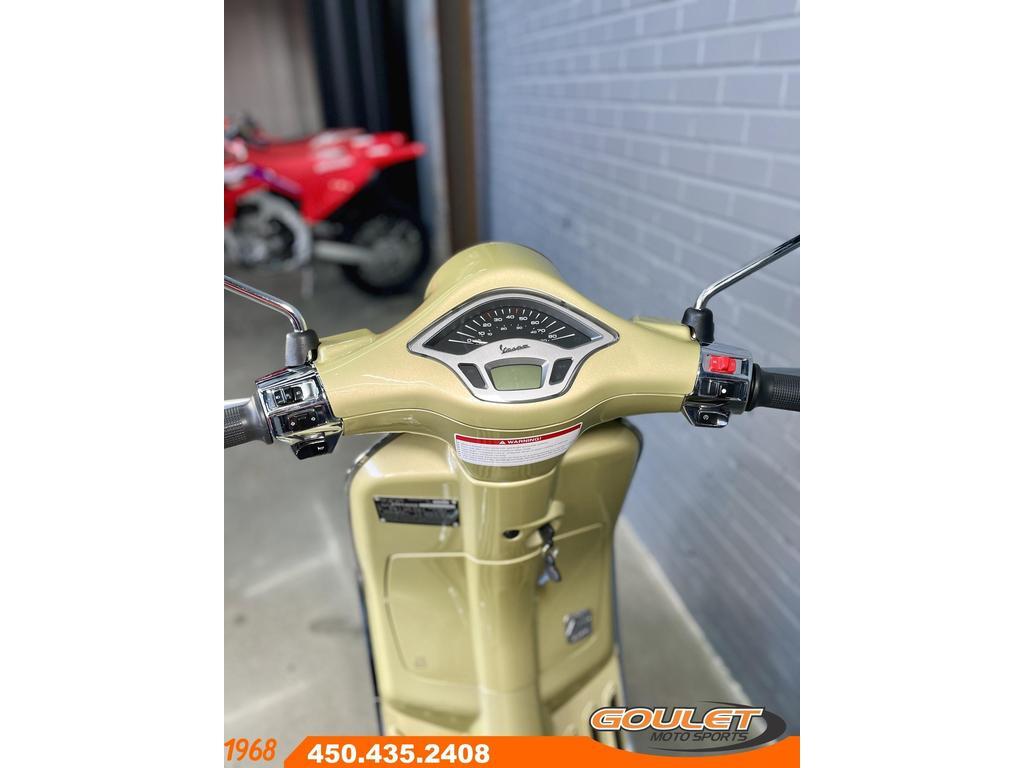 Vespa Primavera 50 75th Anniversary 2021