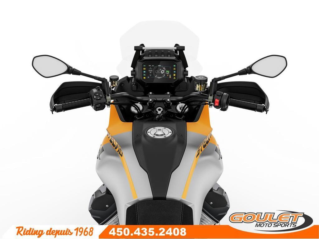 Moto Guzzi Stelvio 2025