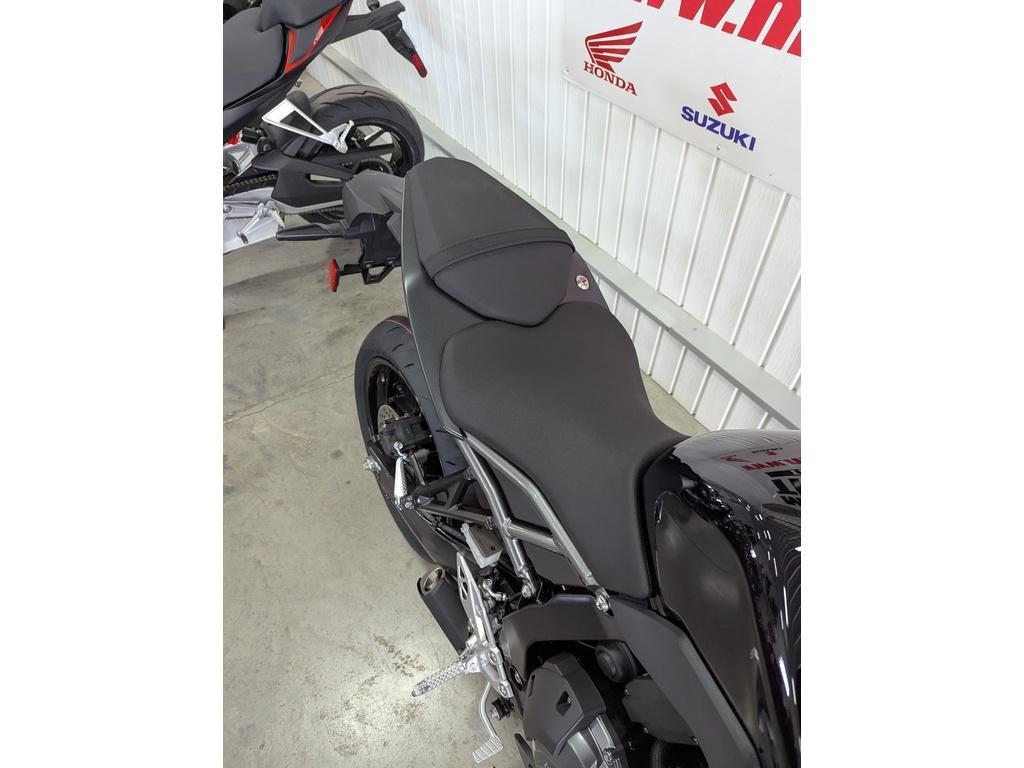 Suzuki GSX-8R 2025