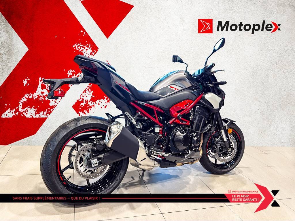 Kawasaki Z900 2025