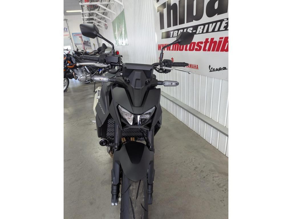 Honda CB750 2025