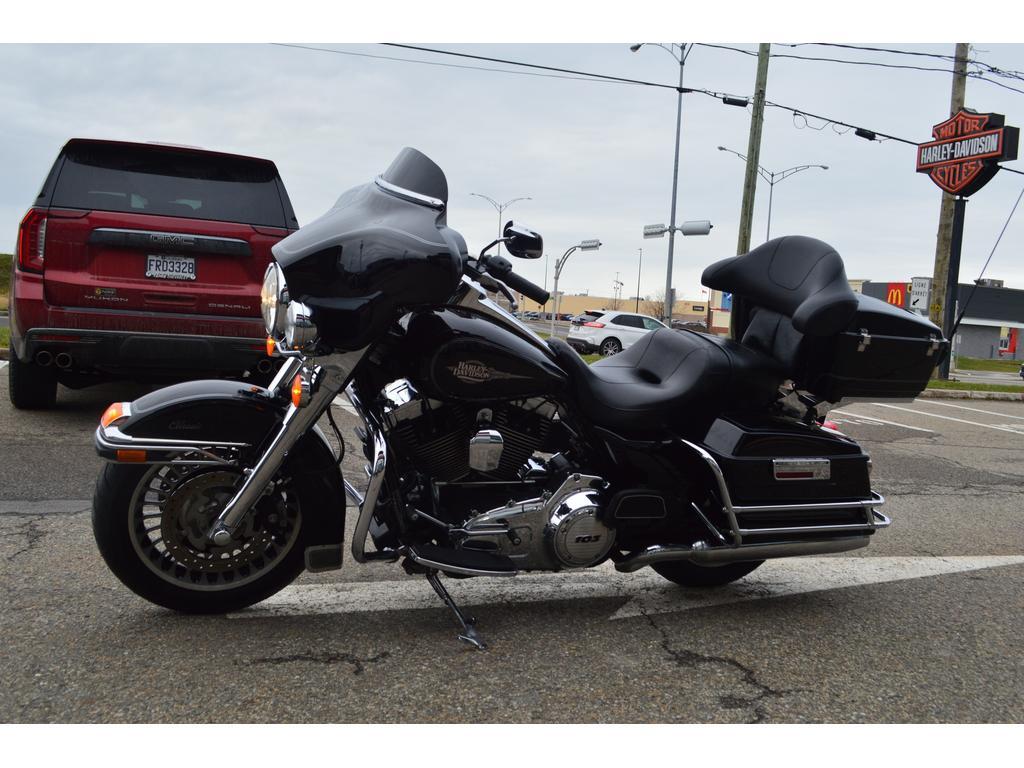 Harley-Davidson FLHTC Electra Glide 2013