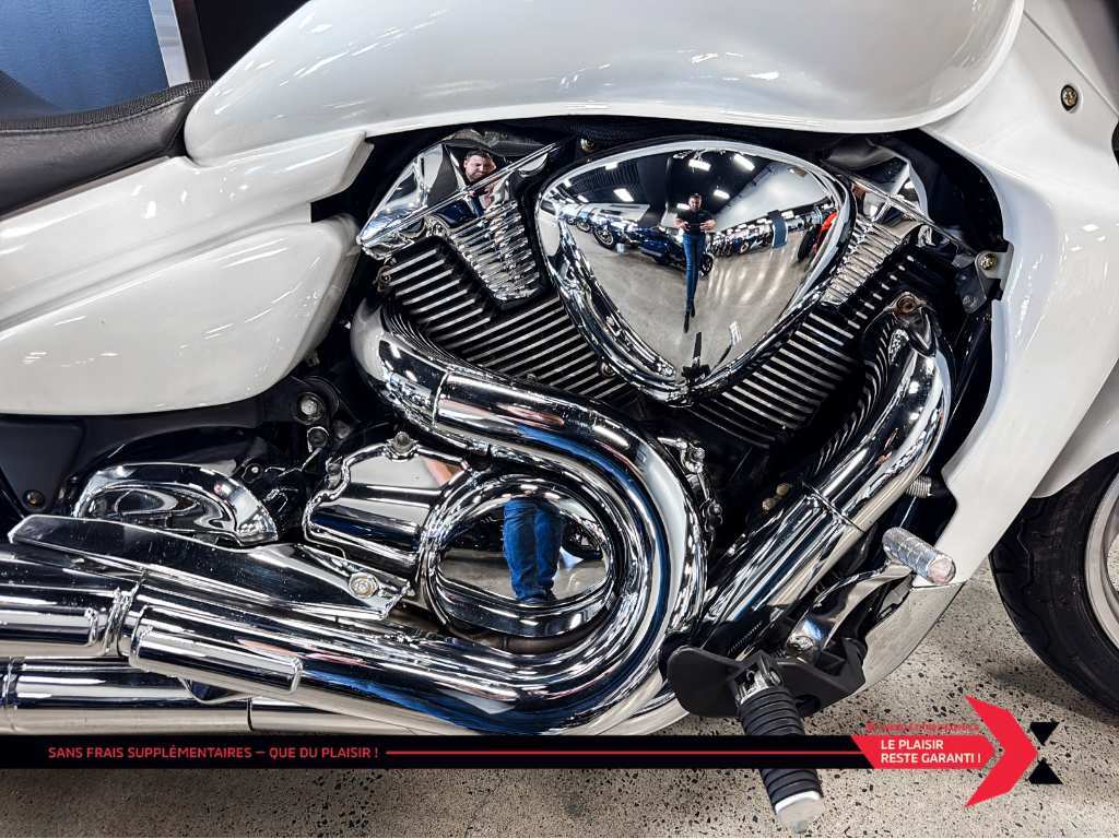 Suzuki M109R Boulevard 2009