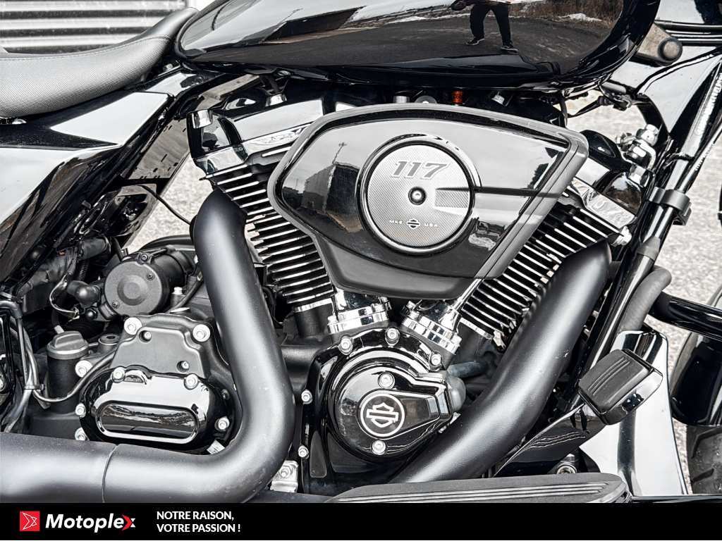 Harley-Davidson STREET GLIDE FLHX BLACK 2024