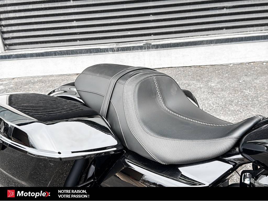 Harley-Davidson STREET GLIDE FLHX BLACK 2024