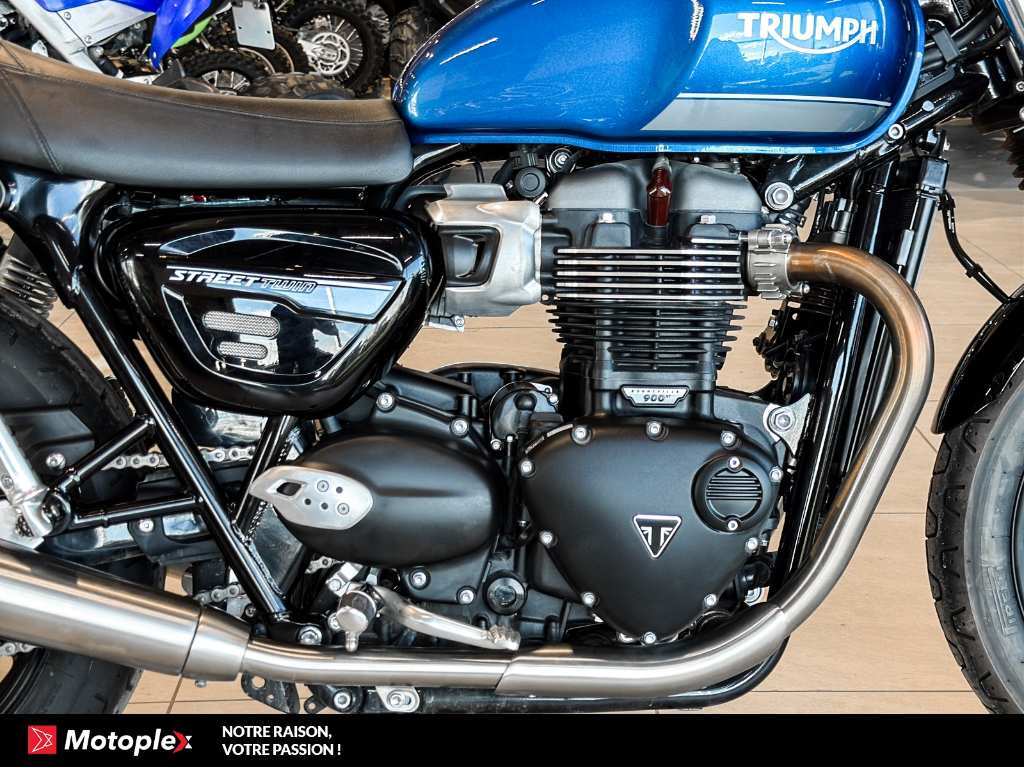 Triumph STREET TWIN 900 *954 KM* 2022