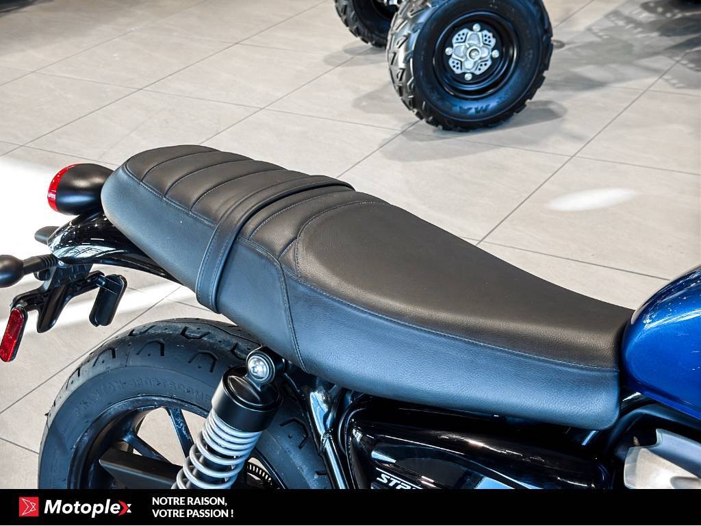 Triumph STREET TWIN 900 *954 KM* 2022