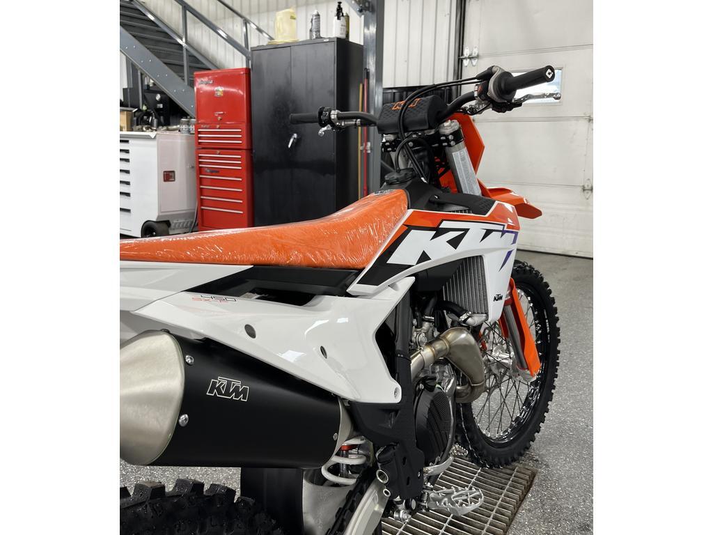KTM 450 SX-F 2024