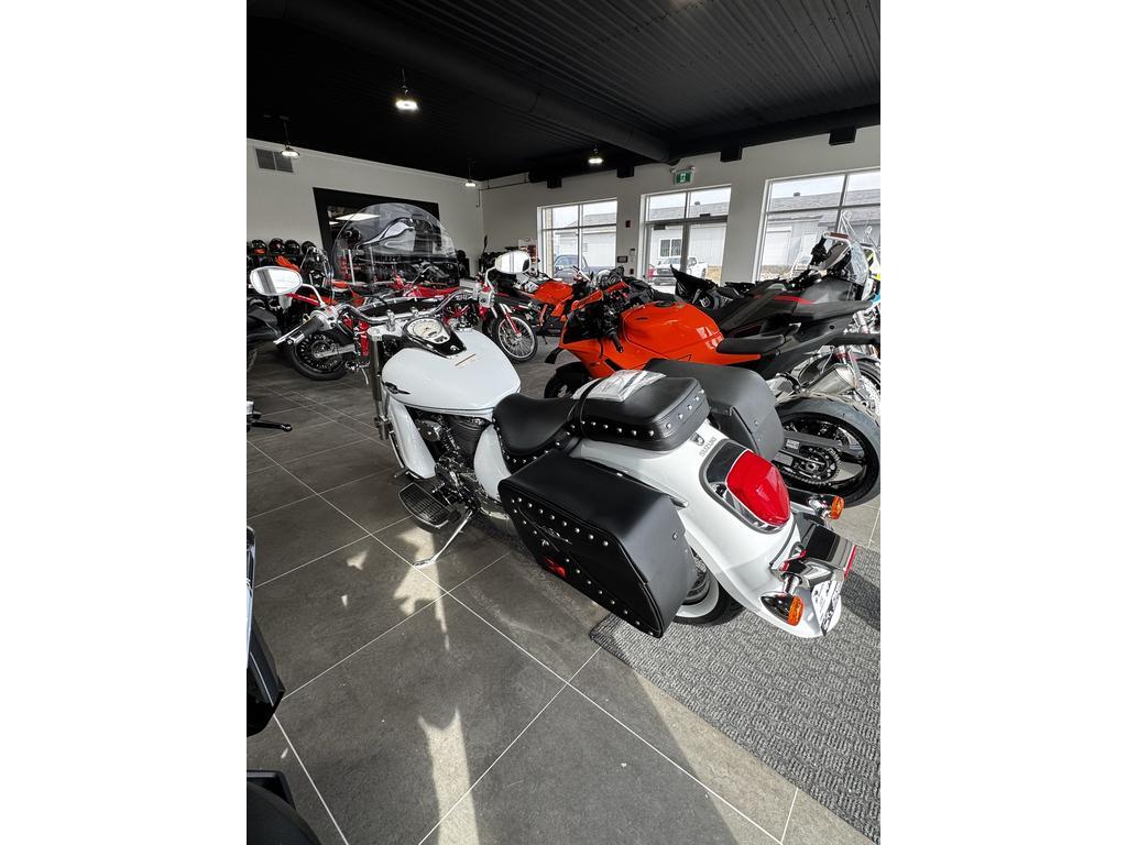 Suzuki Boulevard C50T 2025