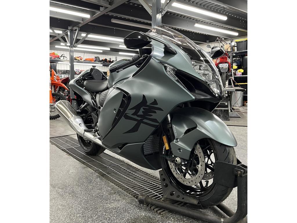 Suzuki Hayabusa 2025