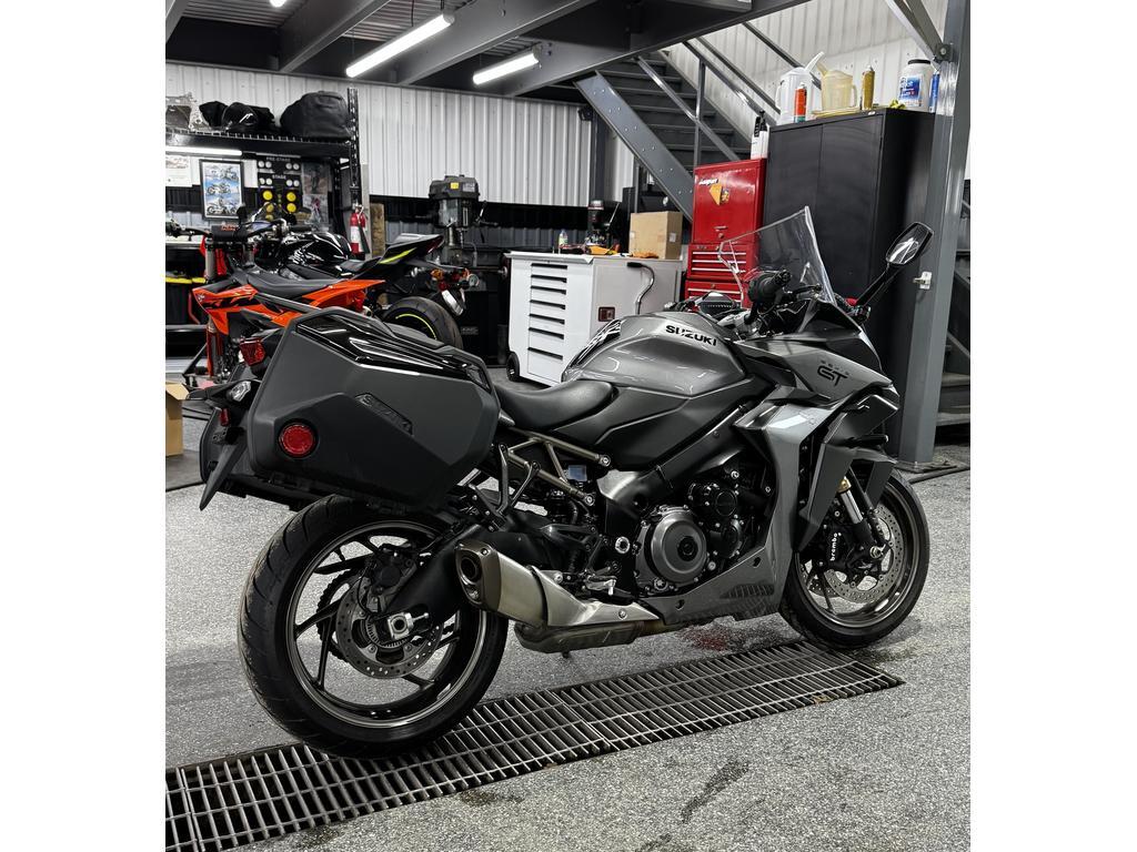 Suzuki GSX-S1000G 2025