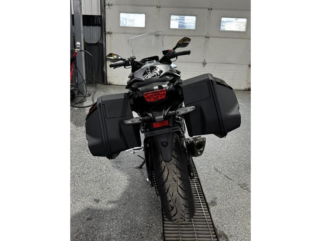 Suzuki GSX-S1000G 2025