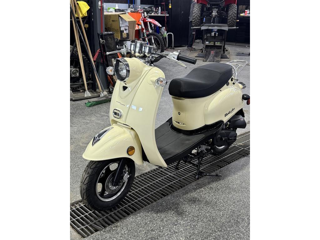 Scootterre SOLISTA 2022