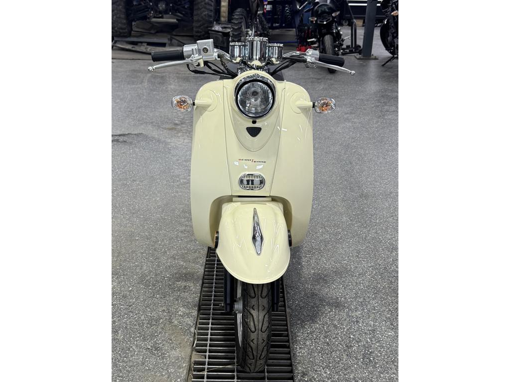 Scootterre SOLISTA 2022