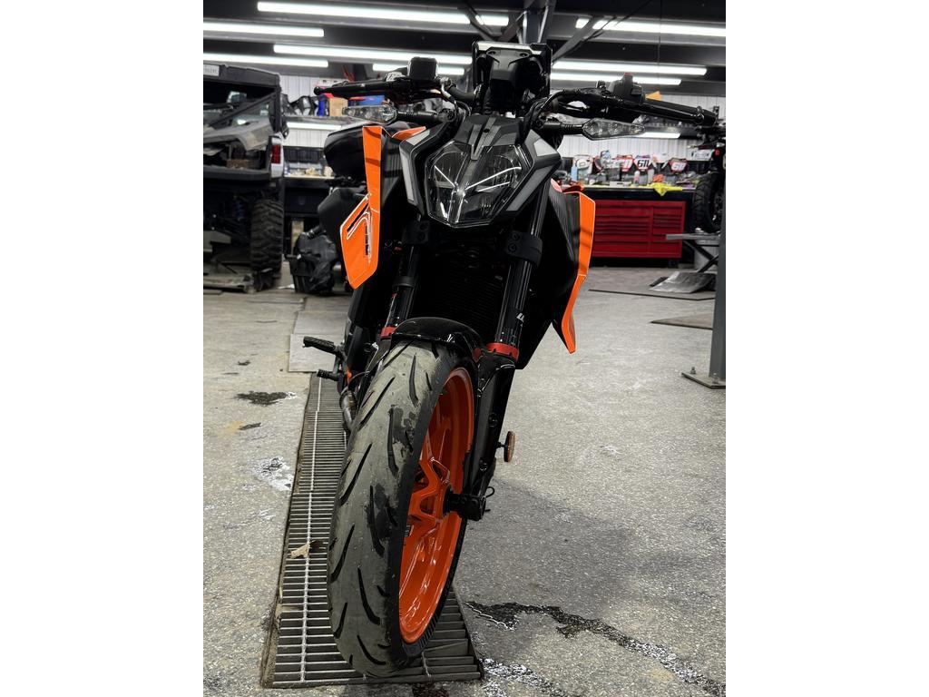 KTM 390 Duke 2024
