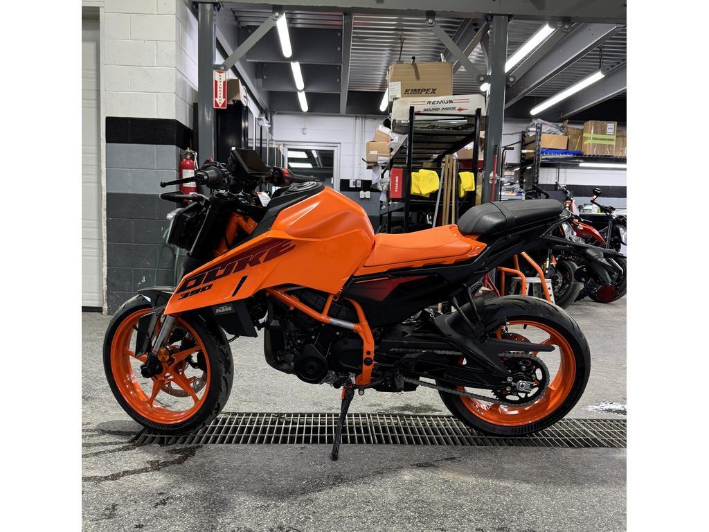 KTM 390 Duke 2024