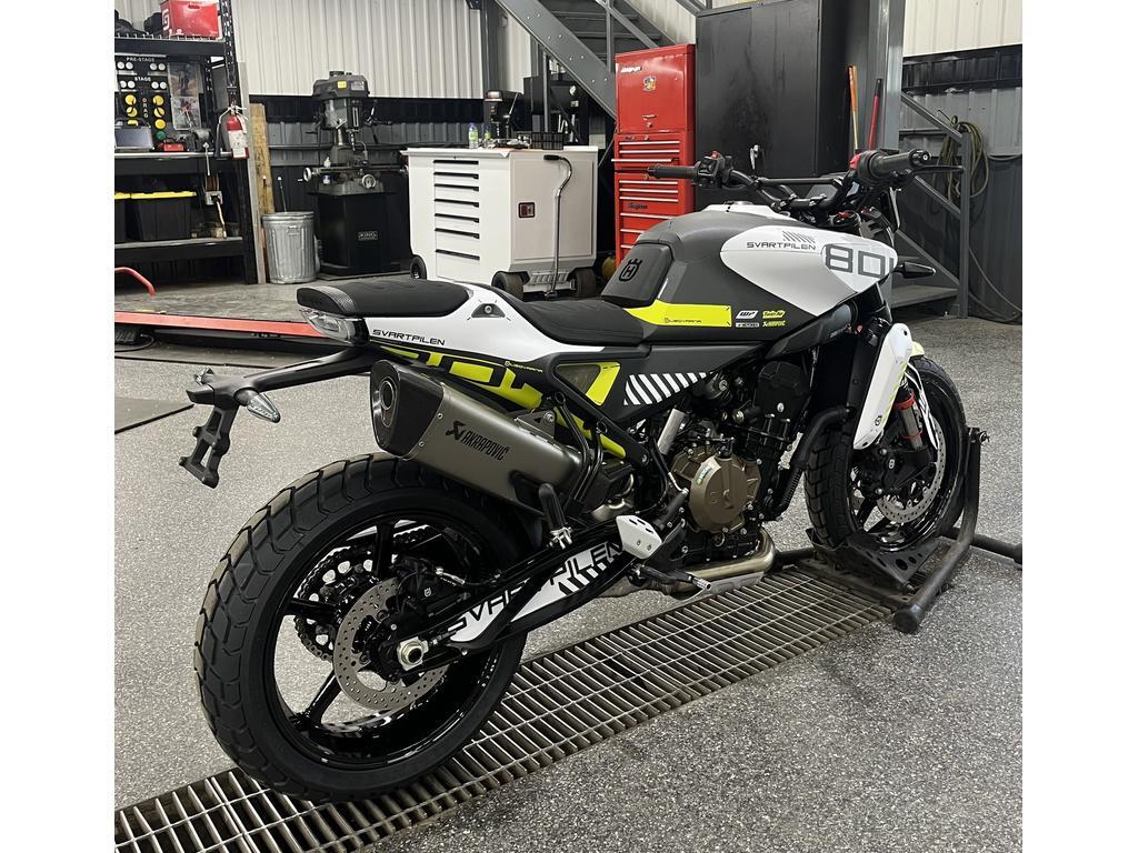 Husqvarna Svartpilen 801 2025