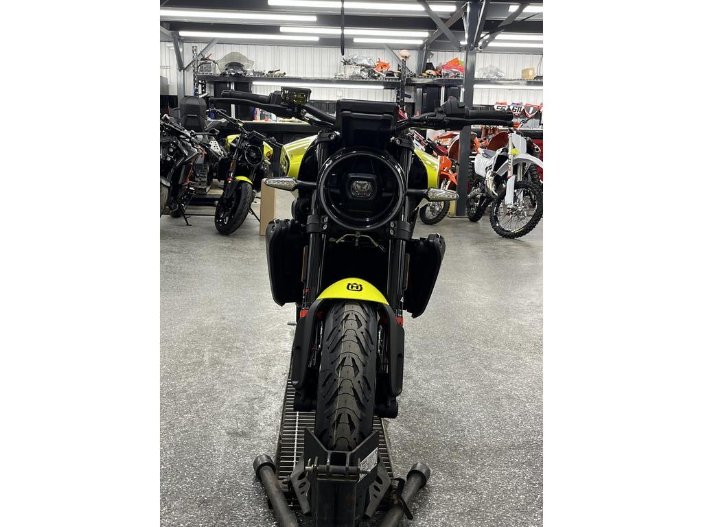 Husqvarna Vitpilen 801 2025