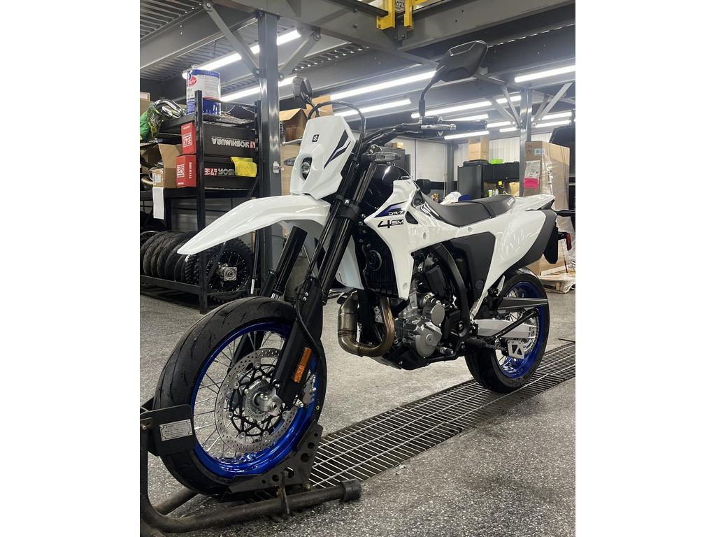 Suzuki DR-Z4SM 2025