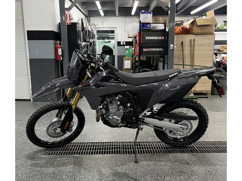 Suzuki DR-Z4S 2025