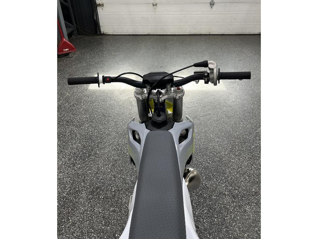 Husqvarna TC 50 2025