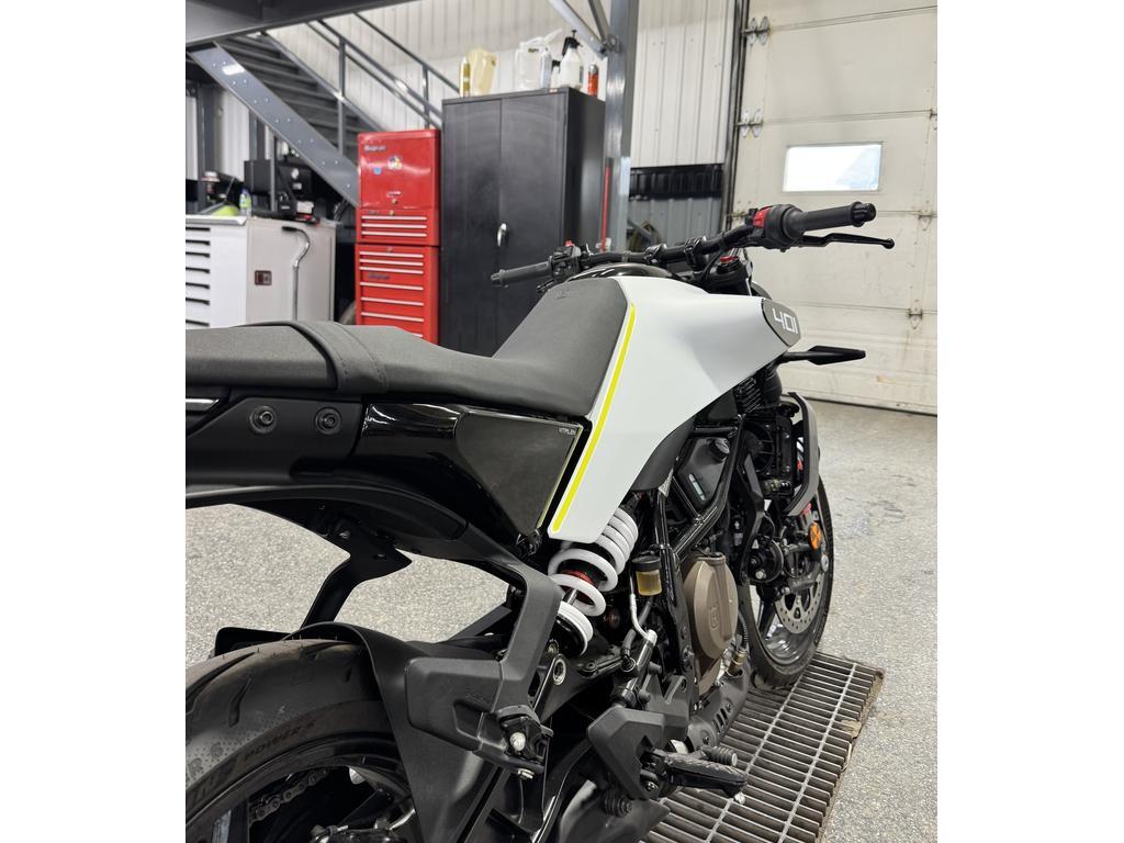 Husqvarna VITPILEN 401 B.D. 2024