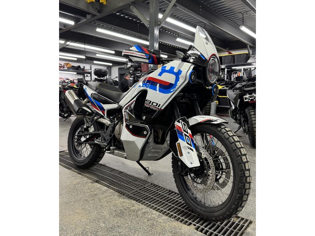 Husqvarna Norden 901 2025