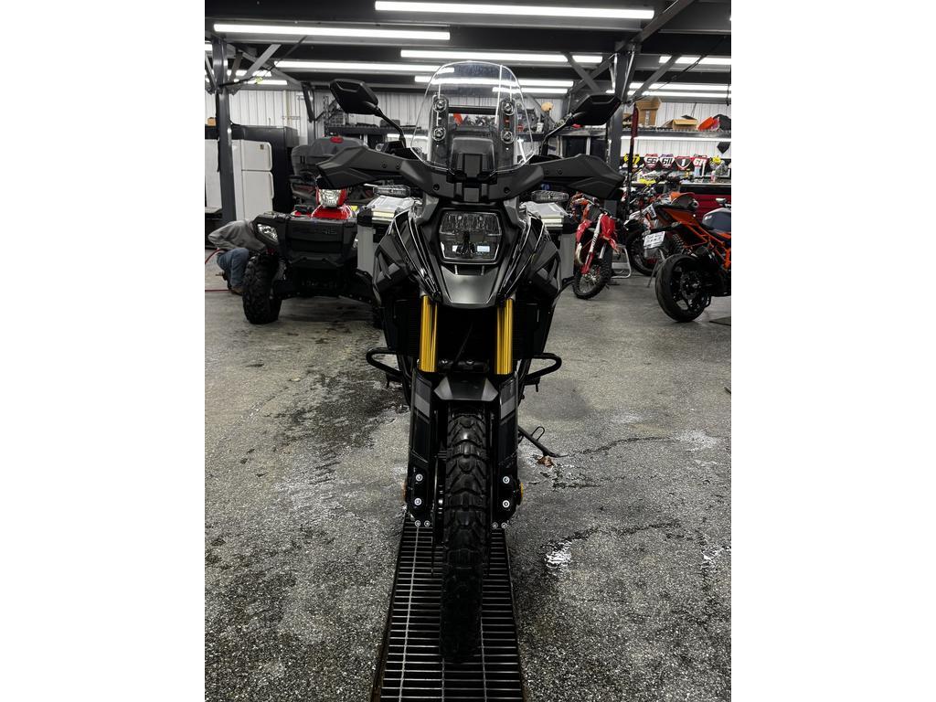 Suzuki DE 1050 2024
