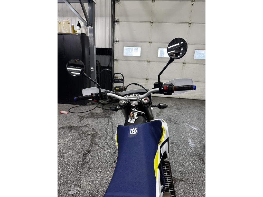 Husqvarna 701 Enduro 2022