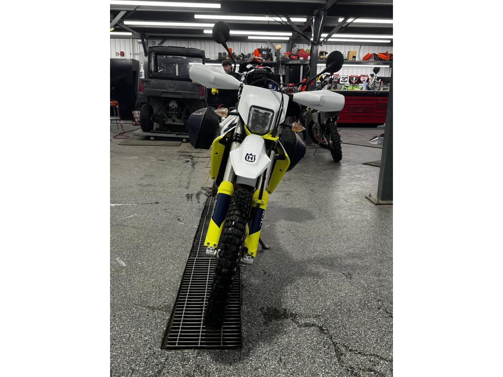 Husqvarna 701 Enduro 2022