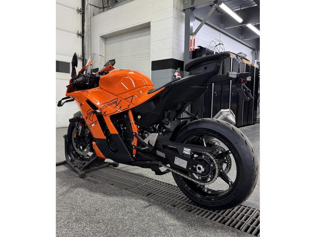 KTM 990 RC R 2026