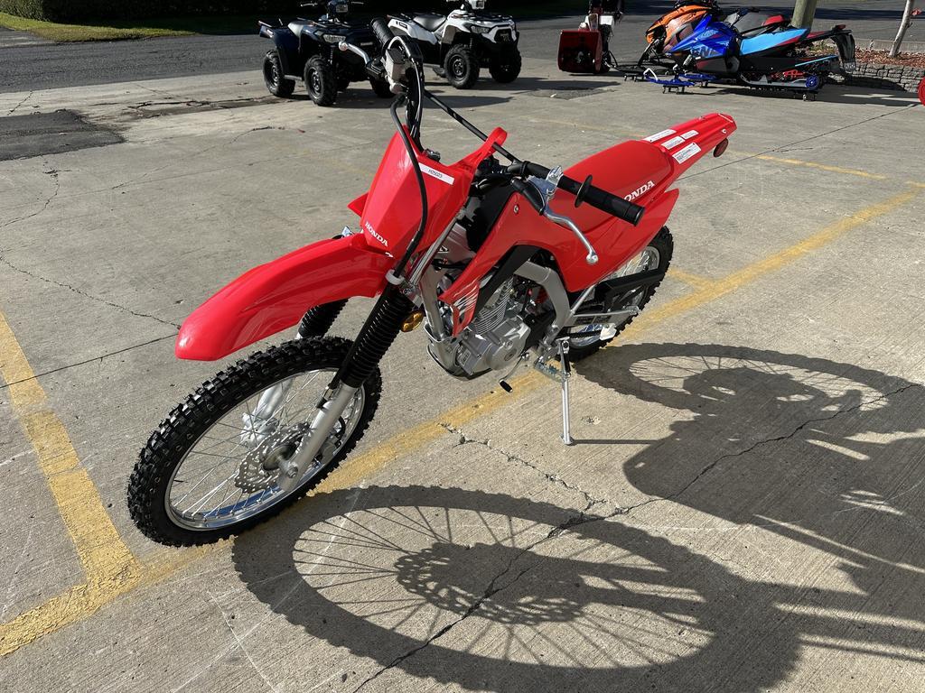 Honda CRF125FB 2025