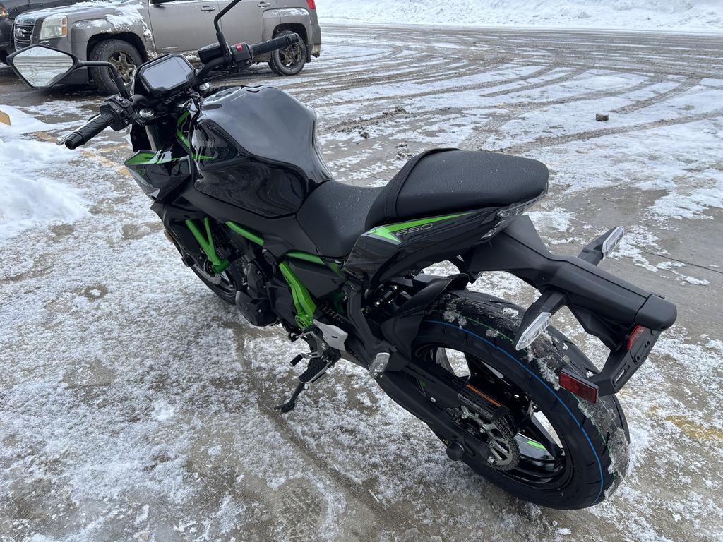 Kawasaki Z650 ABS 2025