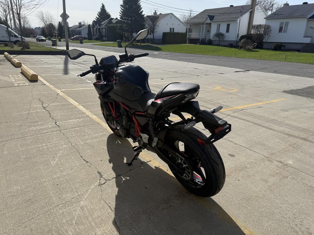 Kawasaki Z650 ABS 2025