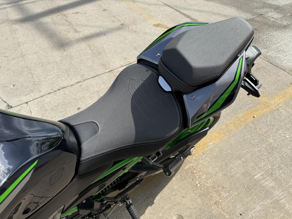 Kawasaki Z900 SE 2025